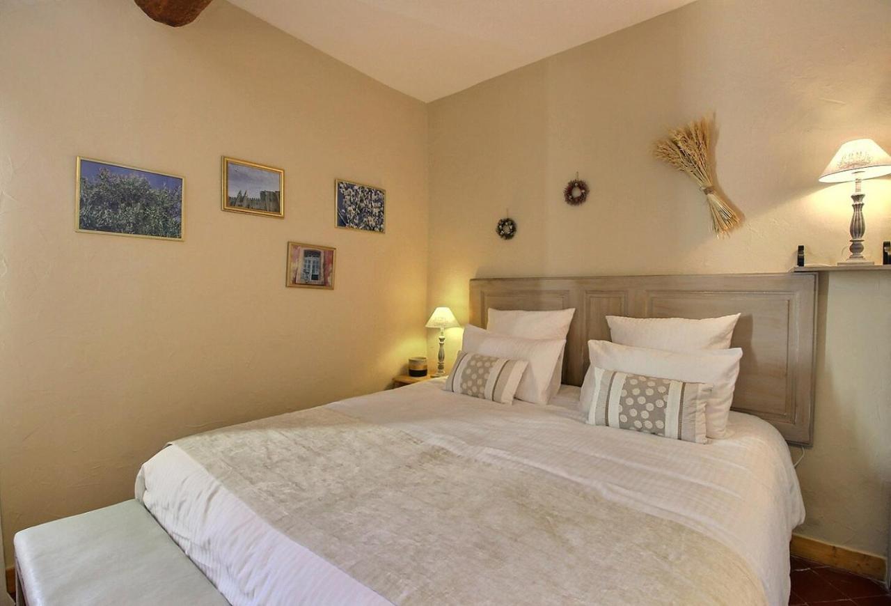 Le Mas Cothy En Provence Roquemaure  Exterior photo